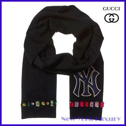 gucci yankees|Gucci Yankees scarf.